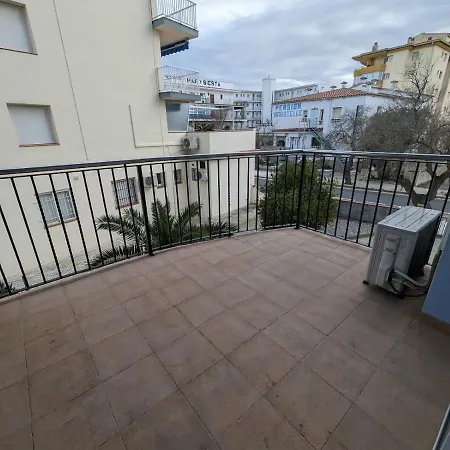 Apartamento En Roses, A 2 Minutos A Pie De Playa Extérieur photo